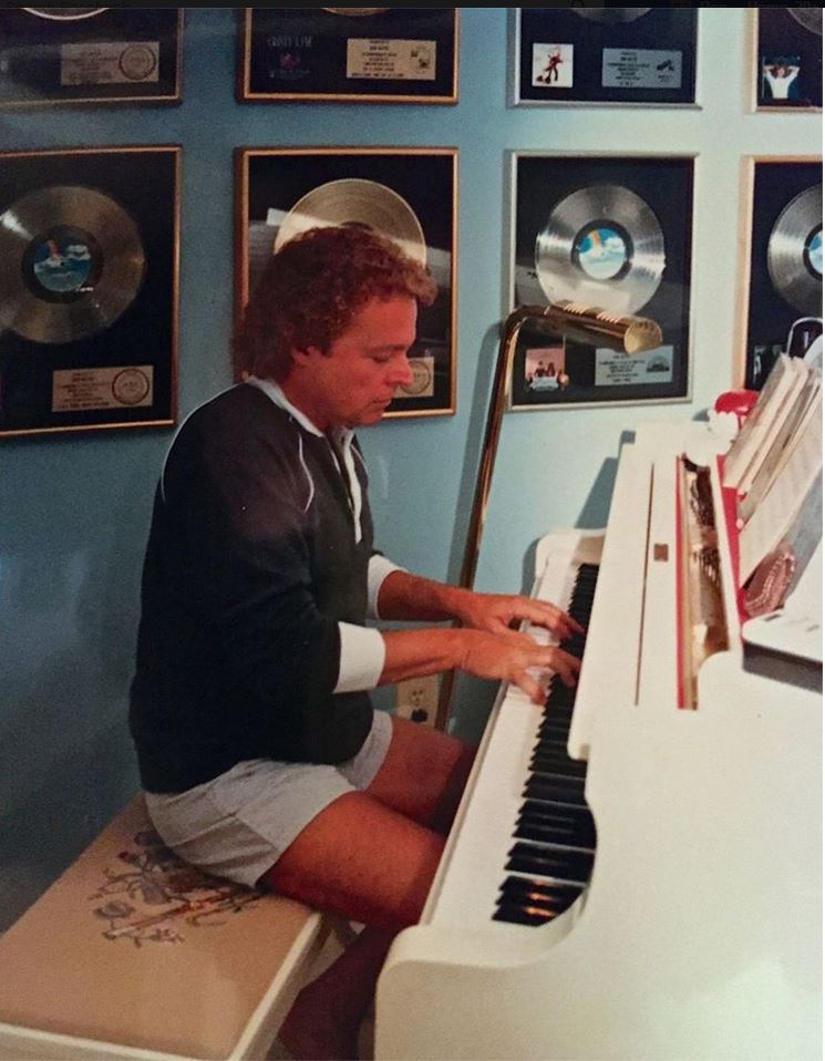 Ron Piano Beartrack 1986 A